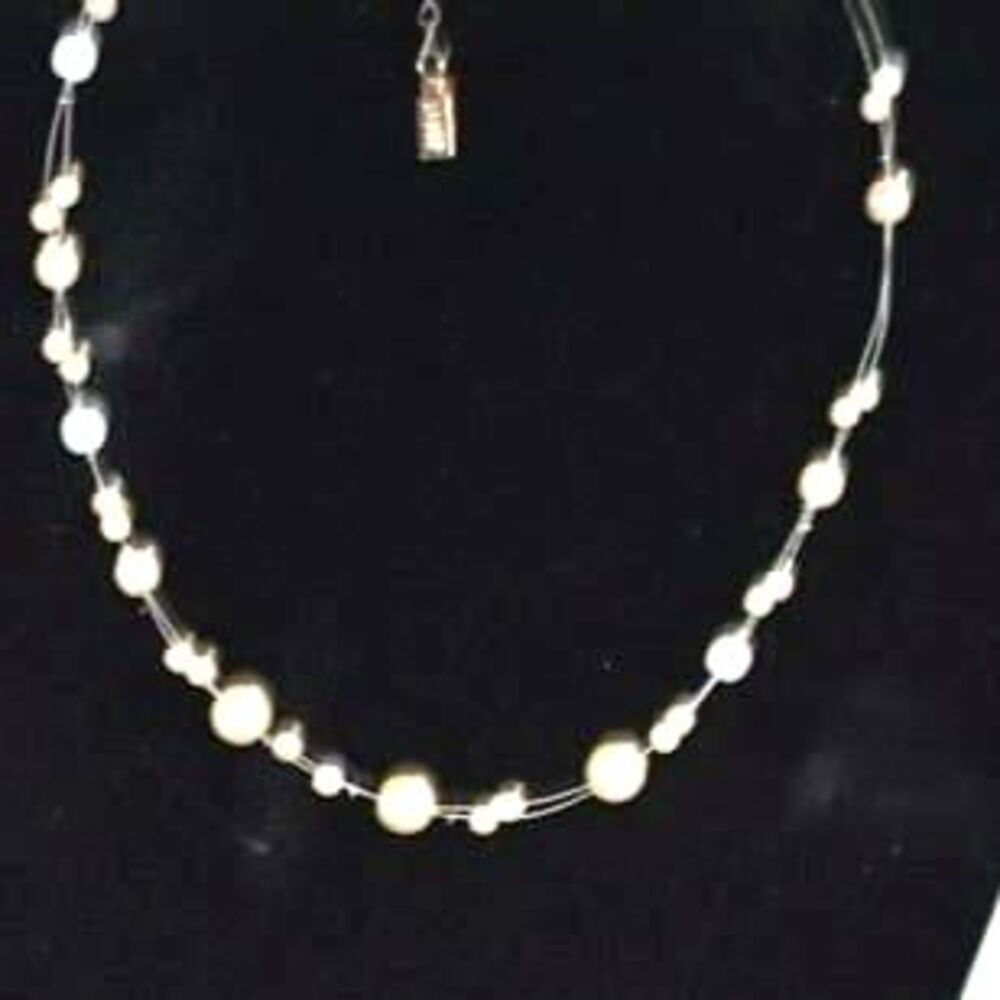 1928 Illusion Double Strand Fax Cream Pearl Silver Tone Wire Charming Necklace